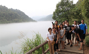 烟雨迷蒙小东江